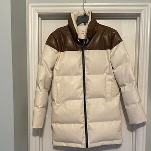 Bohme Women's knee length faux leather jacket. Cream and brown. Never worn. Sm